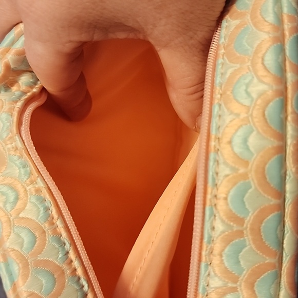 BVLGARI PARFUMS Blue and Pink Cosmetic Bag - Picture 5 of 5